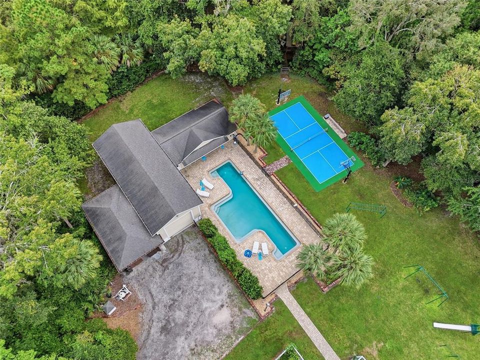 For Sale: $1,450,000 (4 beds, 4 baths, 5312 Square Feet)