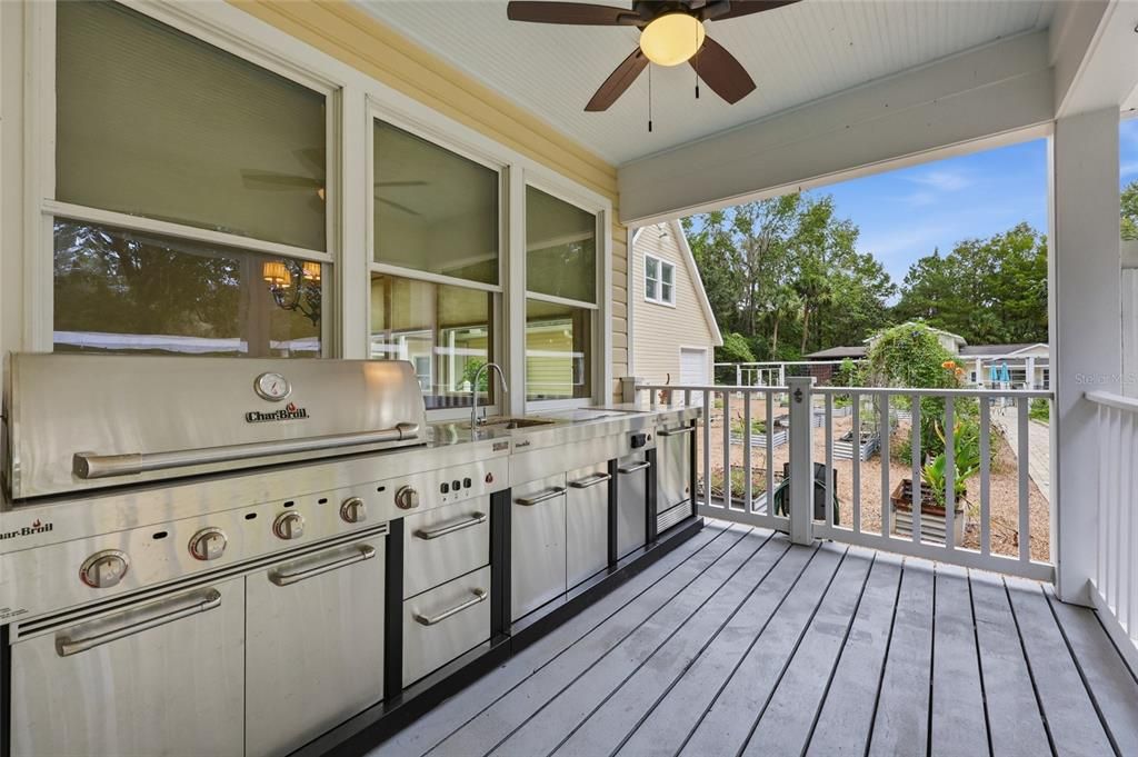 For Sale: $1,450,000 (4 beds, 4 baths, 5312 Square Feet)