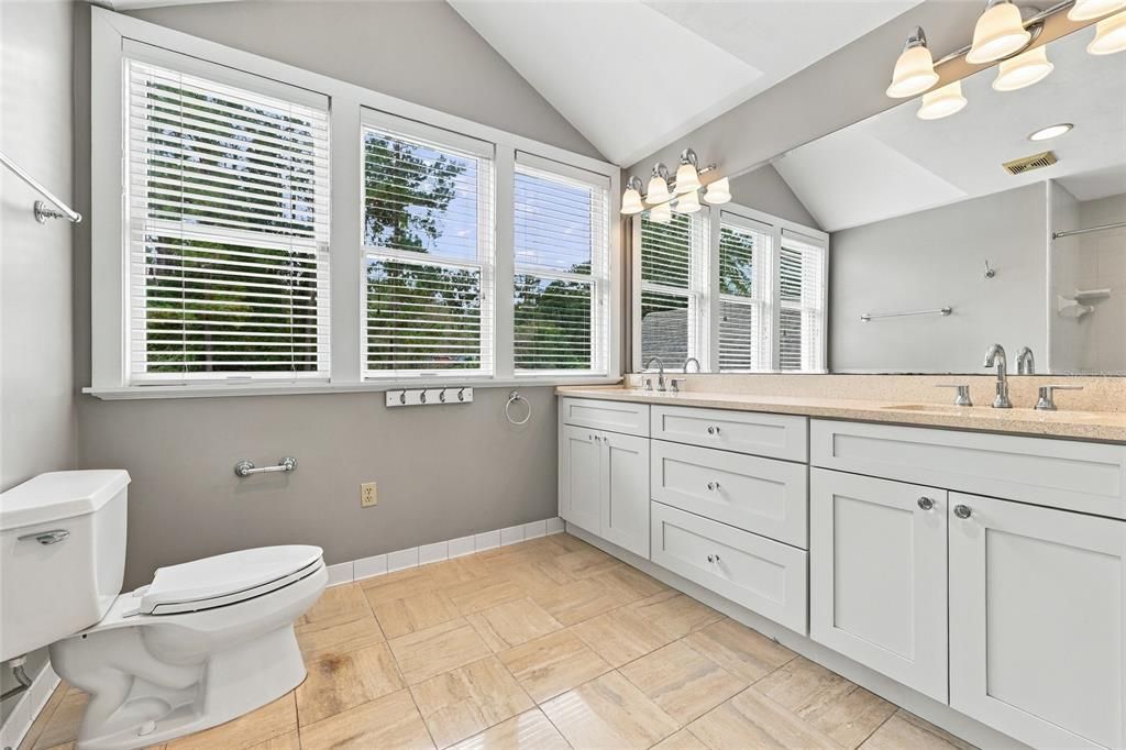 For Sale: $1,450,000 (4 beds, 4 baths, 5312 Square Feet)