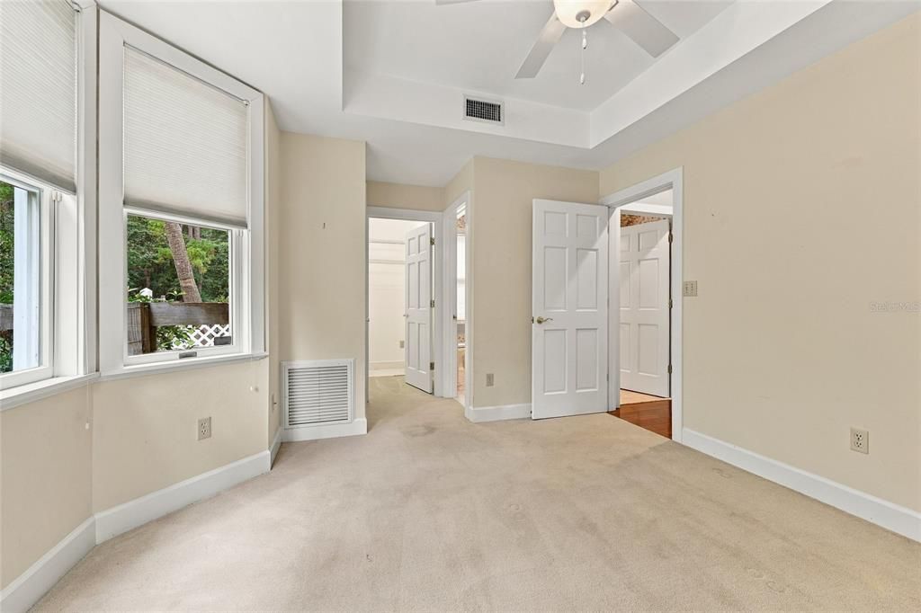 For Sale: $1,450,000 (4 beds, 4 baths, 5312 Square Feet)