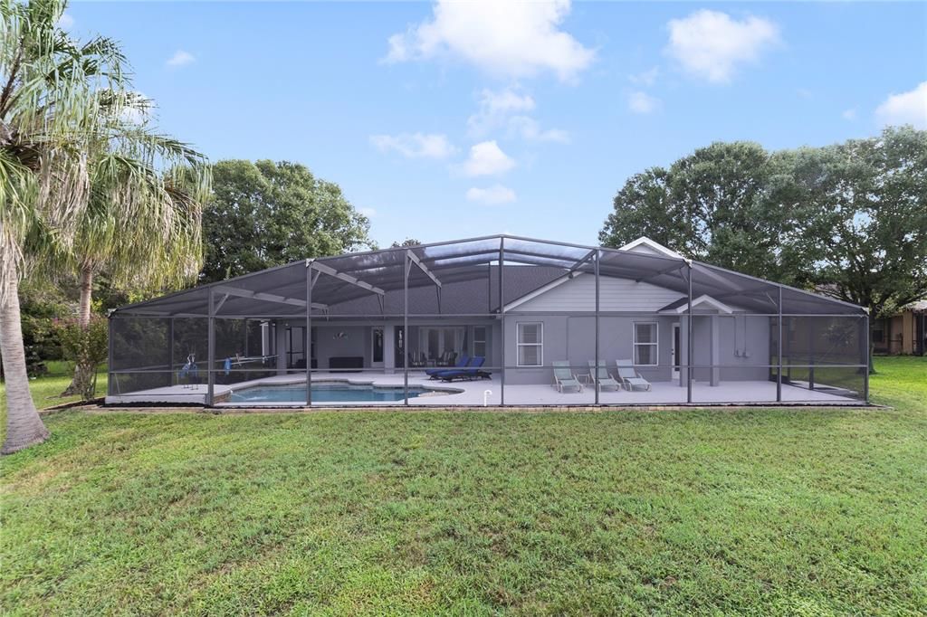Activo con contrato: $699,990 (4 camas, 3 baños, 2700 Pies cuadrados)