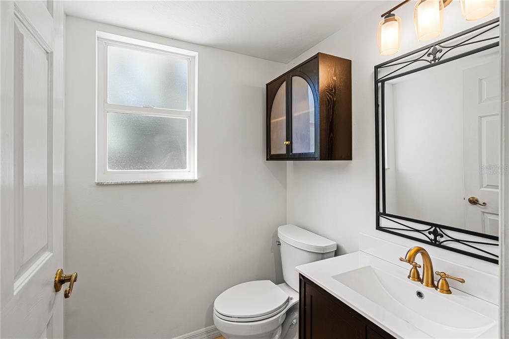 Activo con contrato: $395,000 (3 camas, 2 baños, 1424 Pies cuadrados)