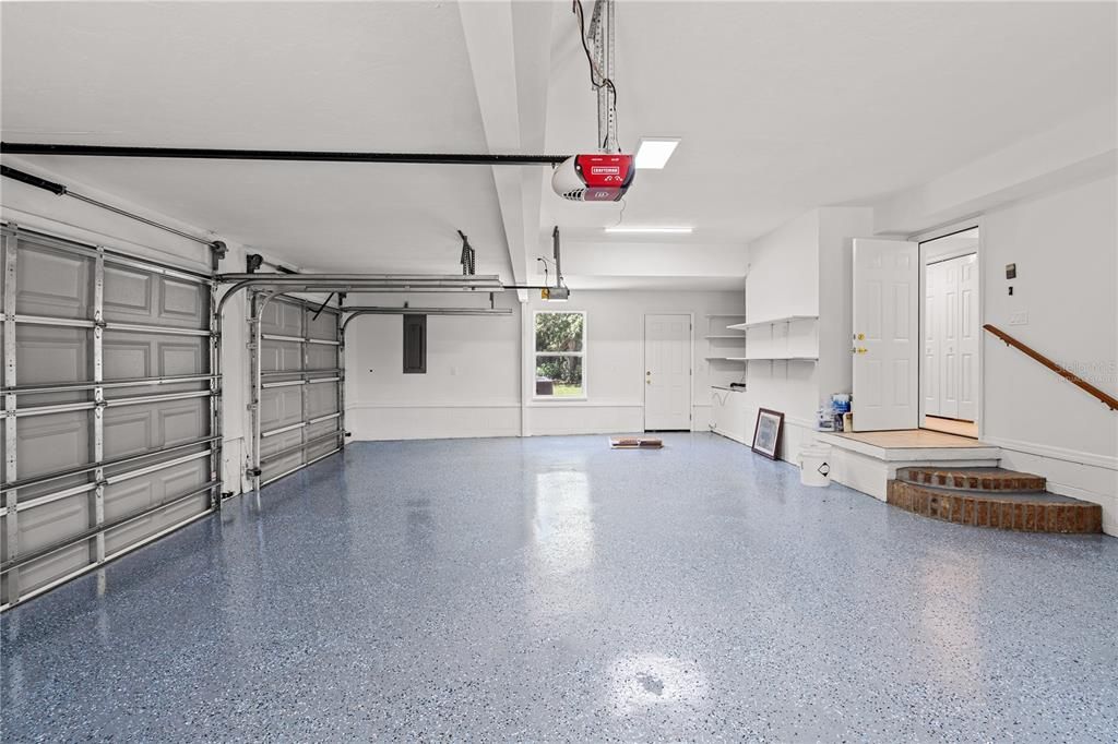 Activo con contrato: $395,000 (3 camas, 2 baños, 1424 Pies cuadrados)