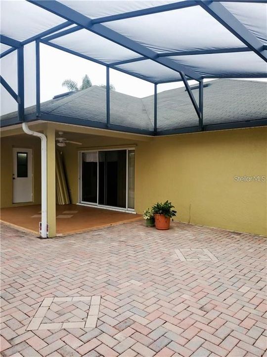 En Renta: $1,795 (4 camas, 2 baños, 2204 Pies cuadrados)