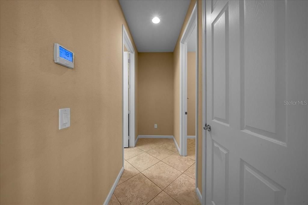 En Venta: $449,900 (2 camas, 2 baños, 2299 Pies cuadrados)