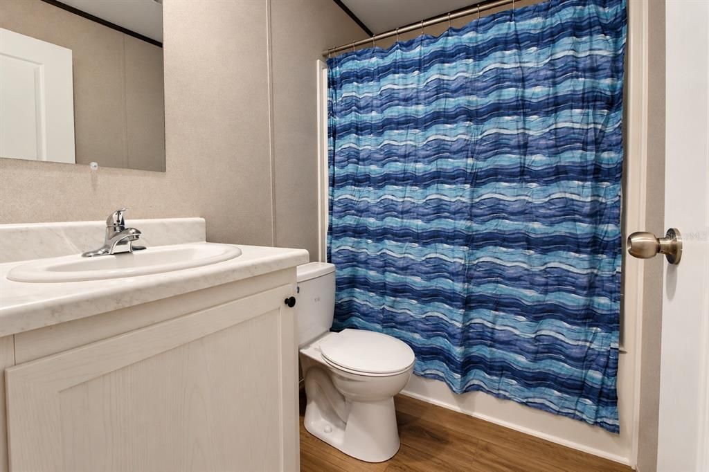 For Sale: $285,000 (3 beds, 2 baths, 1620 Square Feet)