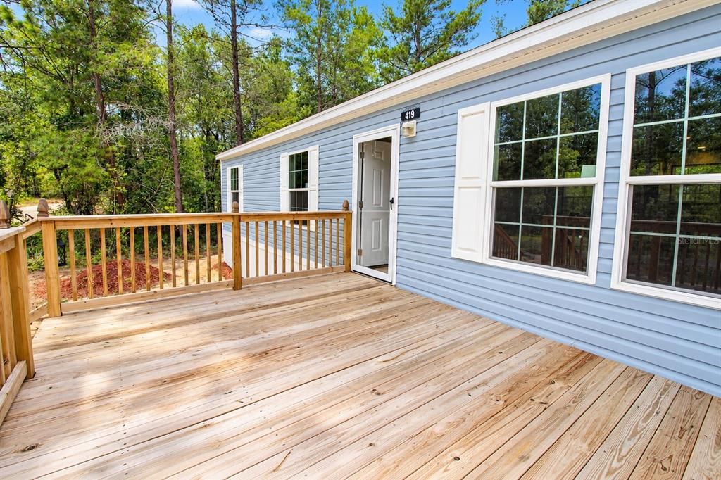 For Sale: $285,000 (3 beds, 2 baths, 1620 Square Feet)