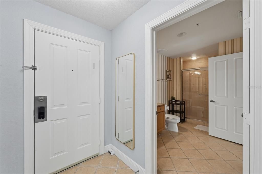 В аренду: $1,750 (1 спален, 1 ванн, 823 Квадратных фут)