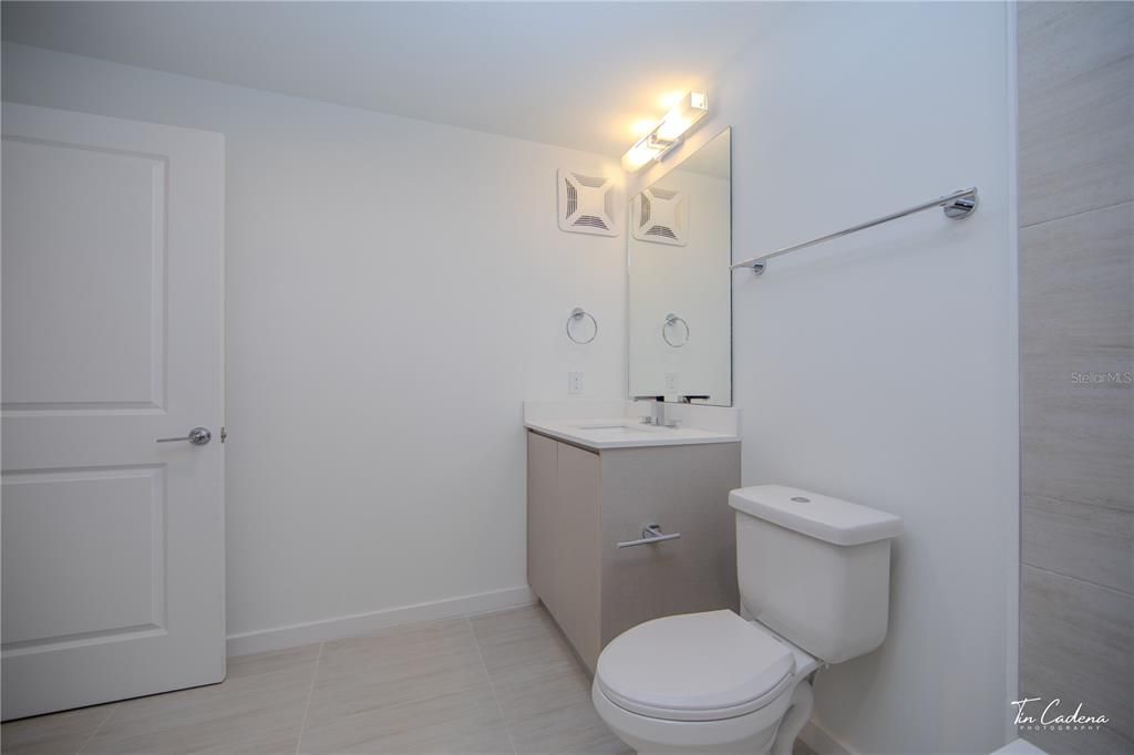 В аренду: $1,590 (2 спален, 2 ванн, 1023 Квадратных фут)