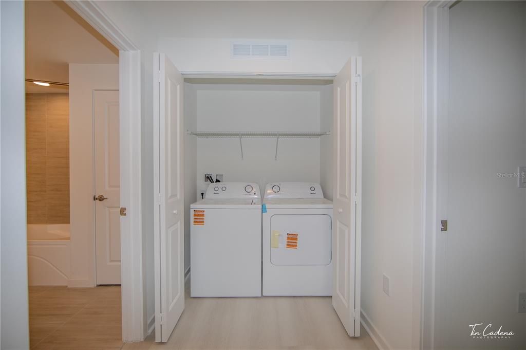 В аренду: $1,590 (2 спален, 2 ванн, 1023 Квадратных фут)