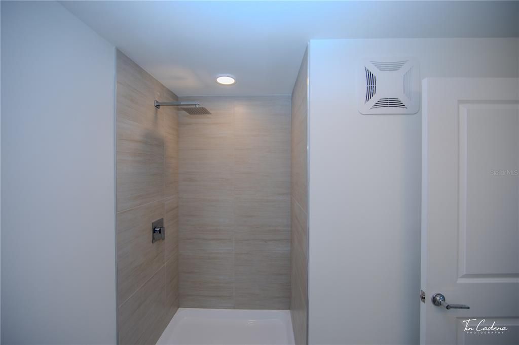 В аренду: $1,590 (2 спален, 2 ванн, 1023 Квадратных фут)
