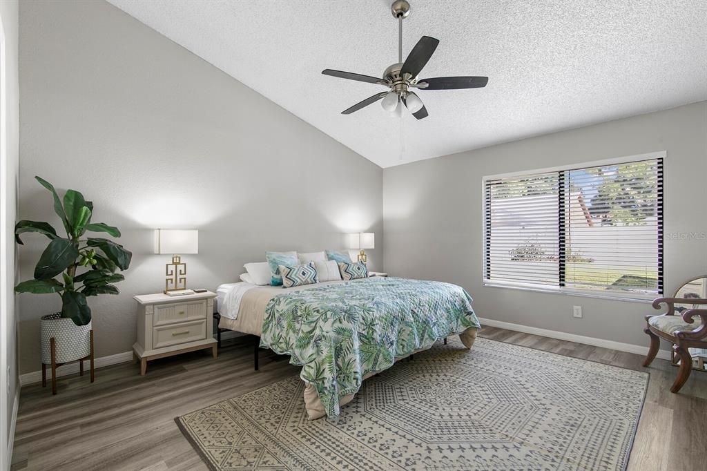 For Sale: $529,000 (3 beds, 2 baths, 1626 Square Feet)