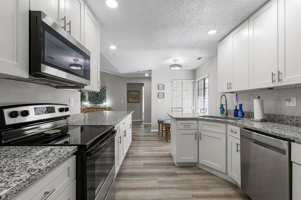 For Sale: $529,000 (3 beds, 2 baths, 1626 Square Feet)