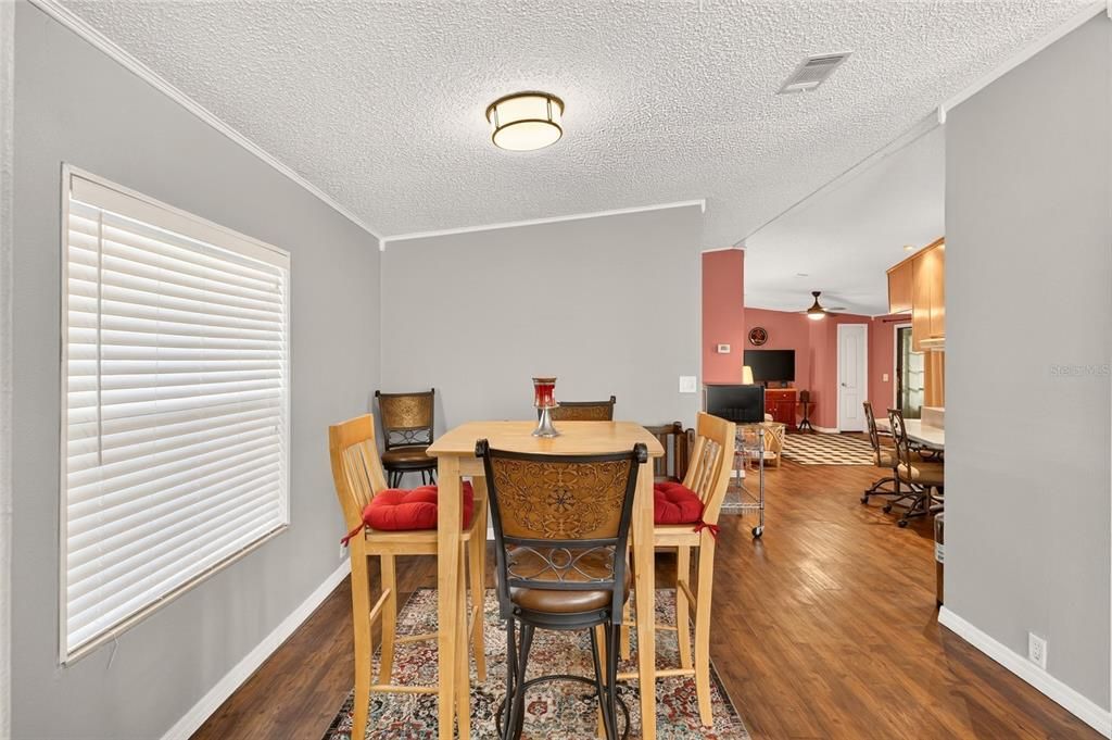 For Sale: $225,000 (2 beds, 2 baths, 1508 Square Feet)