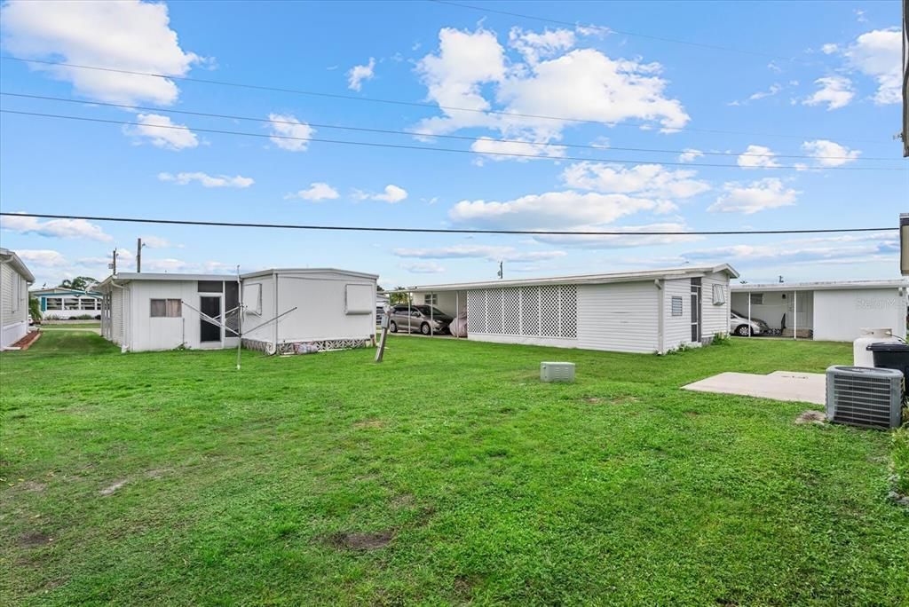 For Sale: $129,900 (2 beds, 2 baths, 720 Square Feet)