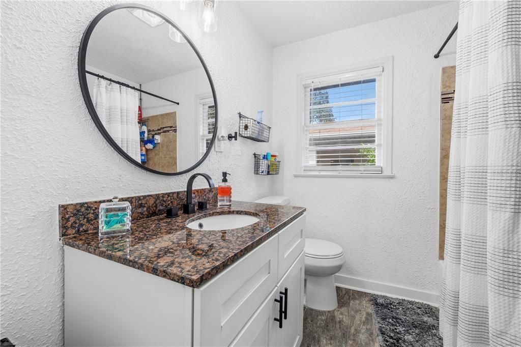 For Sale: $539,900 (5 beds, 3 baths, 2009 Square Feet)