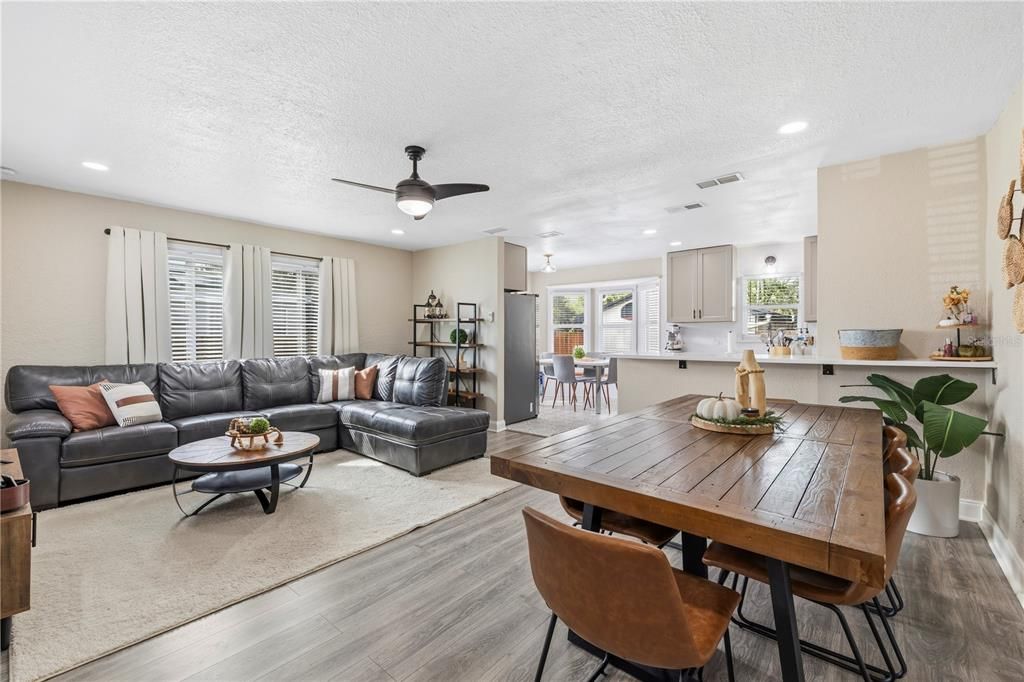 For Sale: $539,900 (5 beds, 3 baths, 2009 Square Feet)