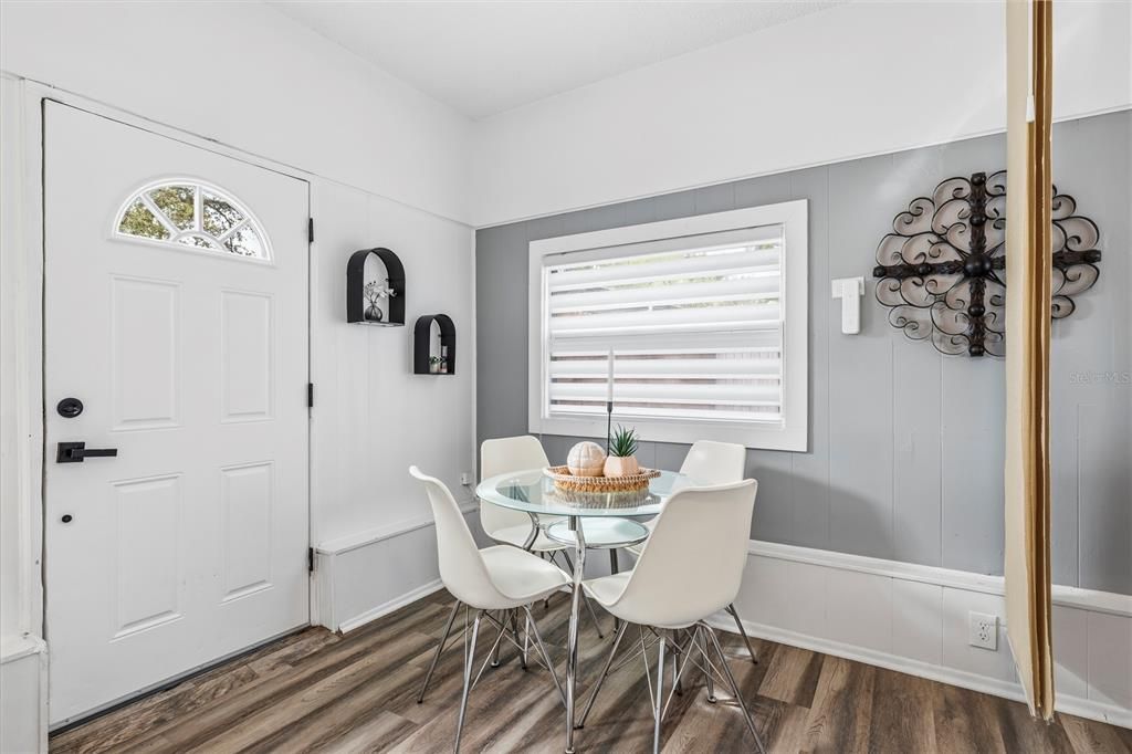 For Sale: $539,900 (5 beds, 3 baths, 2009 Square Feet)