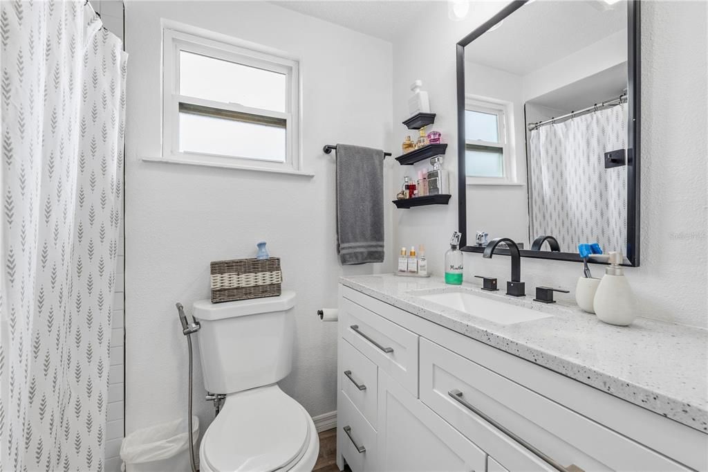 For Sale: $539,900 (5 beds, 3 baths, 2009 Square Feet)