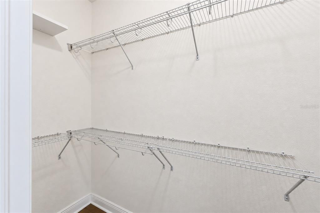 В аренду: $4,500 (5 спален, 4 ванн, 3337 Квадратных фут)