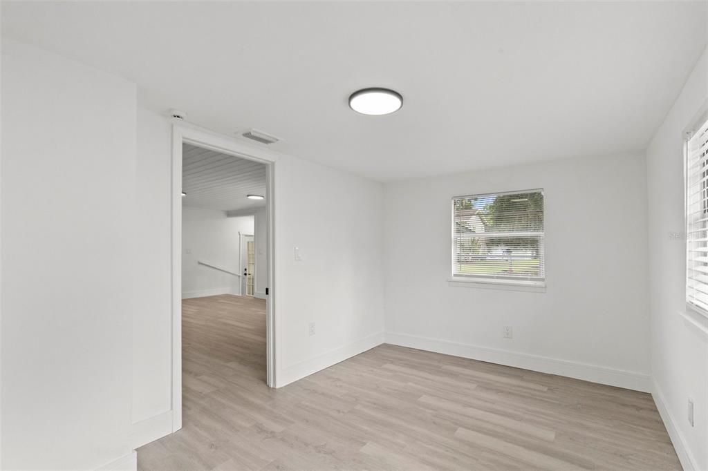 For Sale: $259,000 (3 beds, 2 baths, 1390 Square Feet)
