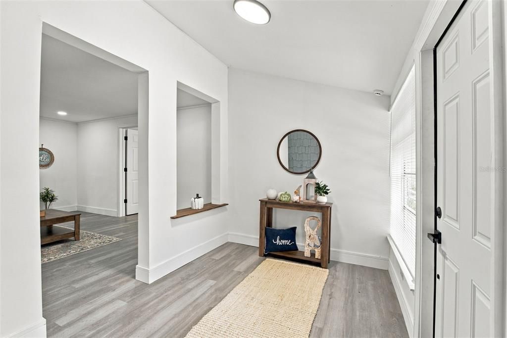 For Sale: $259,000 (3 beds, 2 baths, 1390 Square Feet)