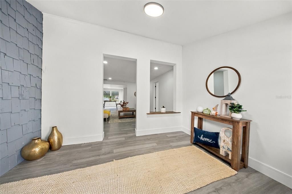 For Sale: $259,000 (3 beds, 2 baths, 1390 Square Feet)