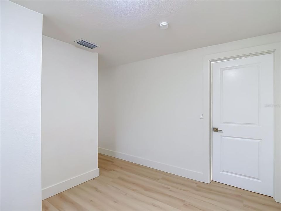 В аренду: $2,350 (3 спален, 2 ванн, 1208 Квадратных фут)