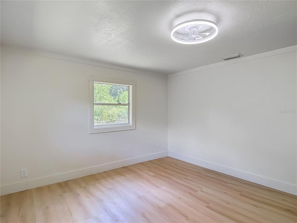 В аренду: $2,350 (3 спален, 2 ванн, 1208 Квадратных фут)