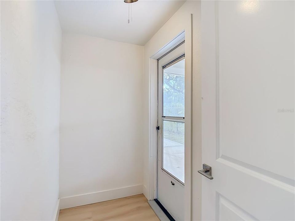 В аренду: $2,350 (3 спален, 2 ванн, 1208 Квадратных фут)