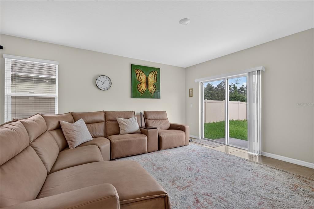 For Sale: $449,900 (5 beds, 3 baths, 2447 Square Feet)