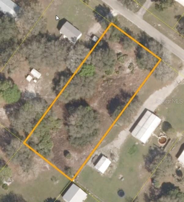 На продажу: $65,000 (1.02 acres)
