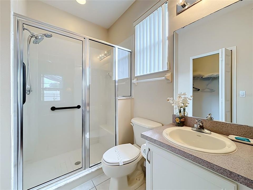 Active With Contract: $355,000 (4 beds, 3 baths, 1956 Square Feet)