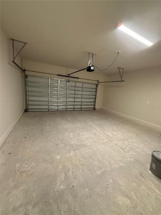 В аренду: $2,550 (4 спален, 2 ванн, 1835 Квадратных фут)