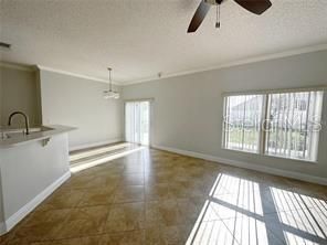 For Rent: $2,750 (4 beds, 2 baths, 1874 Square Feet)