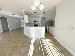 For Rent: $2,750 (4 beds, 2 baths, 1874 Square Feet)