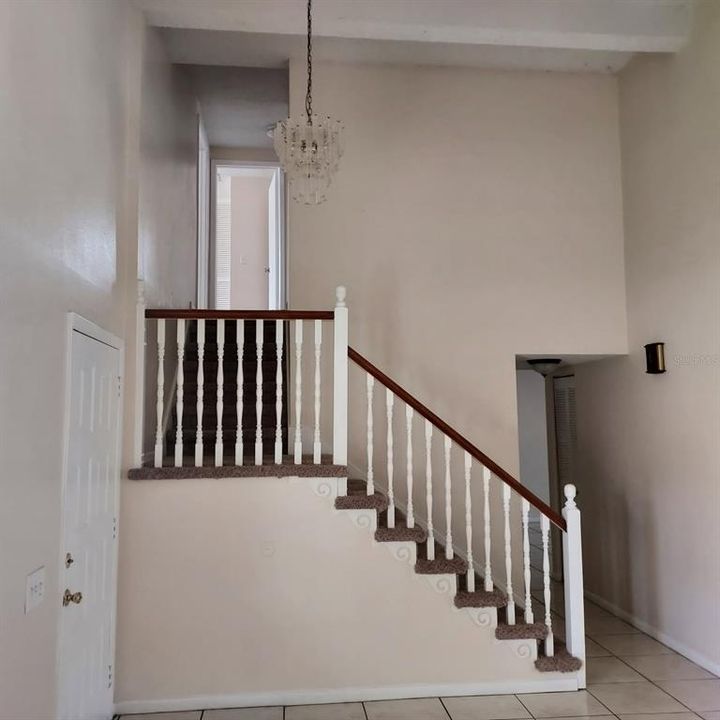 В аренду: $2,600 (4 спален, 2 ванн, 1793 Квадратных фут)