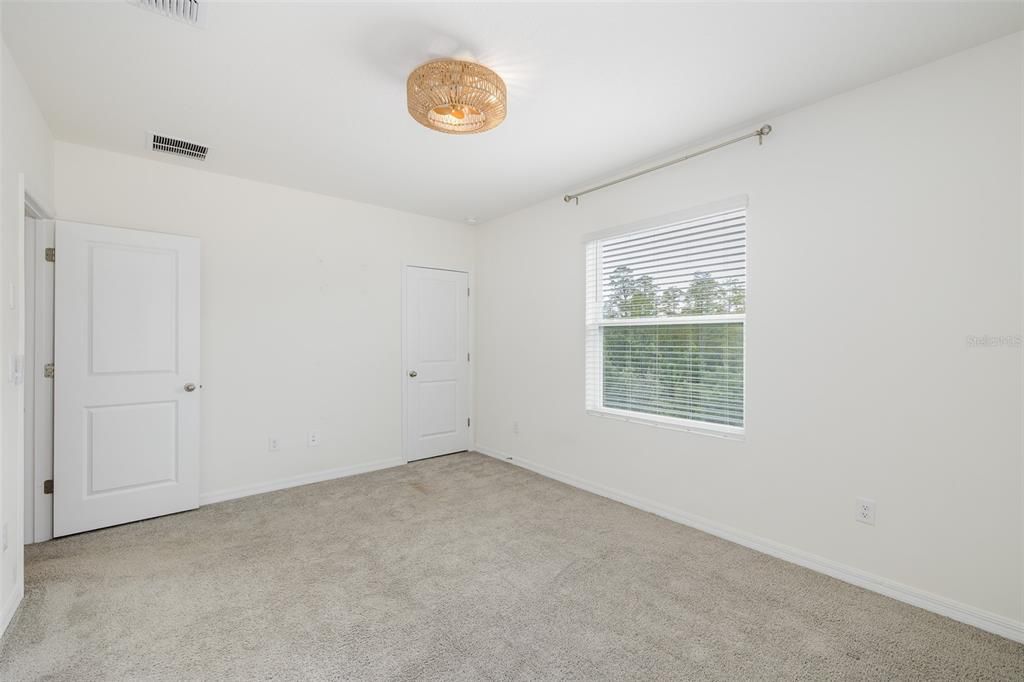 For Sale: $269,000 (3 beds, 2 baths, 1673 Square Feet)