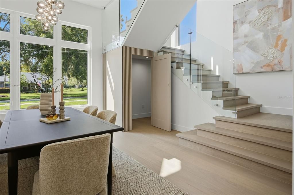 En Venta: $1,695,000 (4 camas, 3 baños, 3180 Pies cuadrados)
