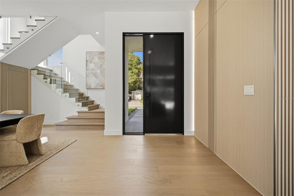En Venta: $1,695,000 (4 camas, 3 baños, 3180 Pies cuadrados)