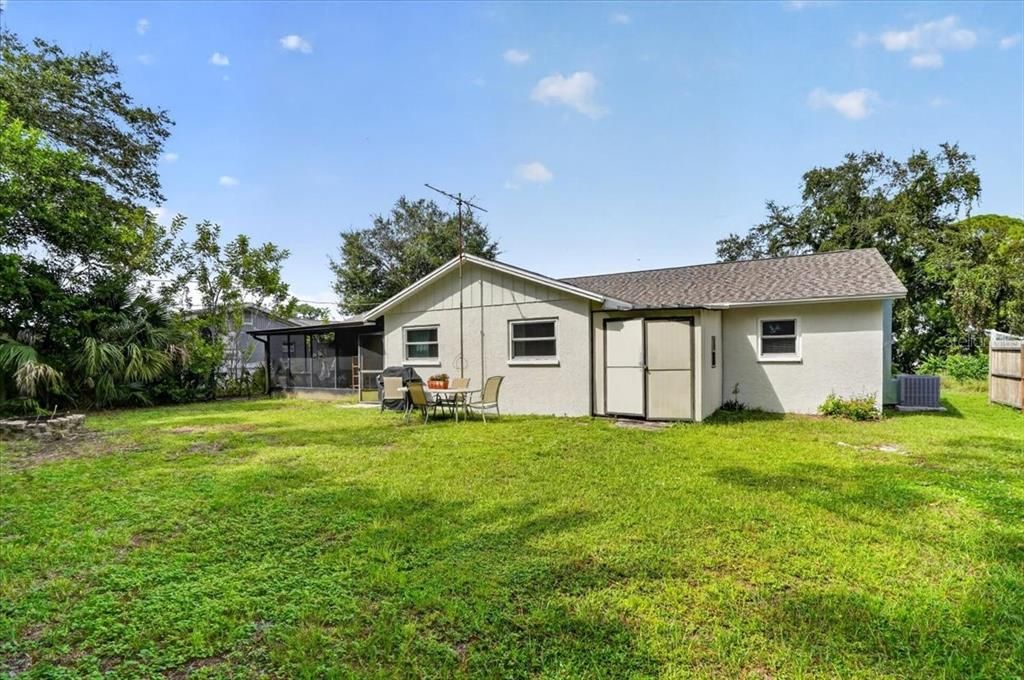 For Sale: $395,000 (3 beds, 2 baths, 1495 Square Feet)