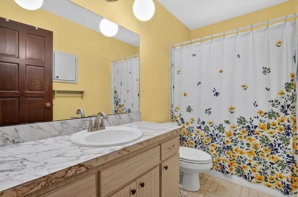 For Sale: $395,000 (3 beds, 2 baths, 1495 Square Feet)