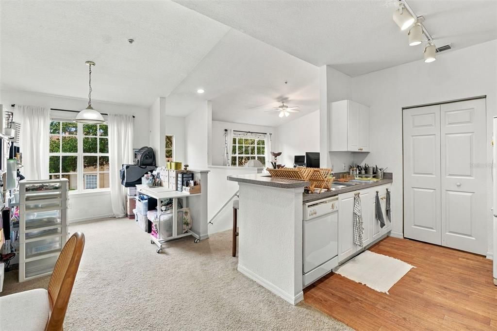 En Venta: $145,000 (1 camas, 1 baños, 898 Pies cuadrados)