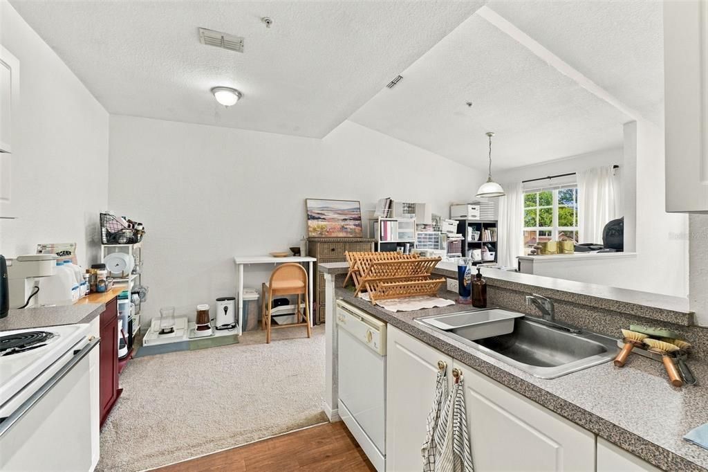 En Venta: $145,000 (1 camas, 1 baños, 898 Pies cuadrados)