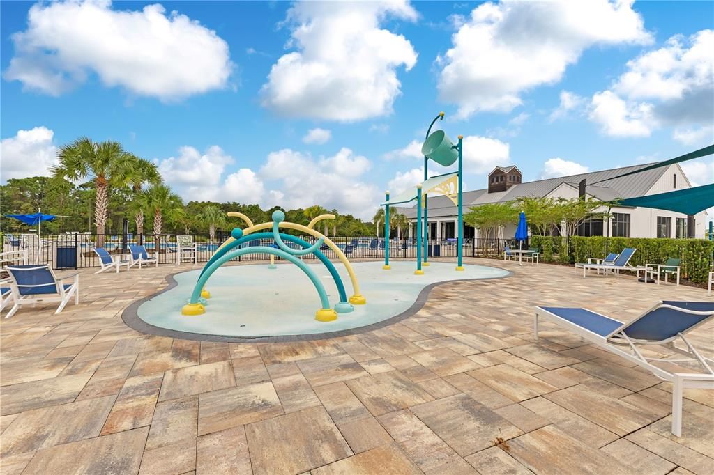 For Sale: $355,000 (3 beds, 2 baths, 1649 Square Feet)