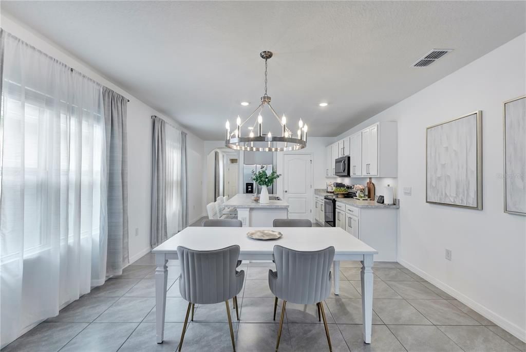 For Sale: $355,000 (3 beds, 2 baths, 1649 Square Feet)