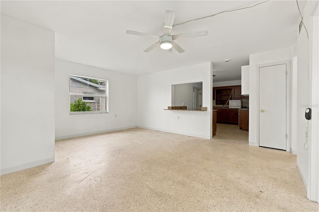 En Venta: $349,998 (3 camas, 2 baños, 1490 Pies cuadrados)