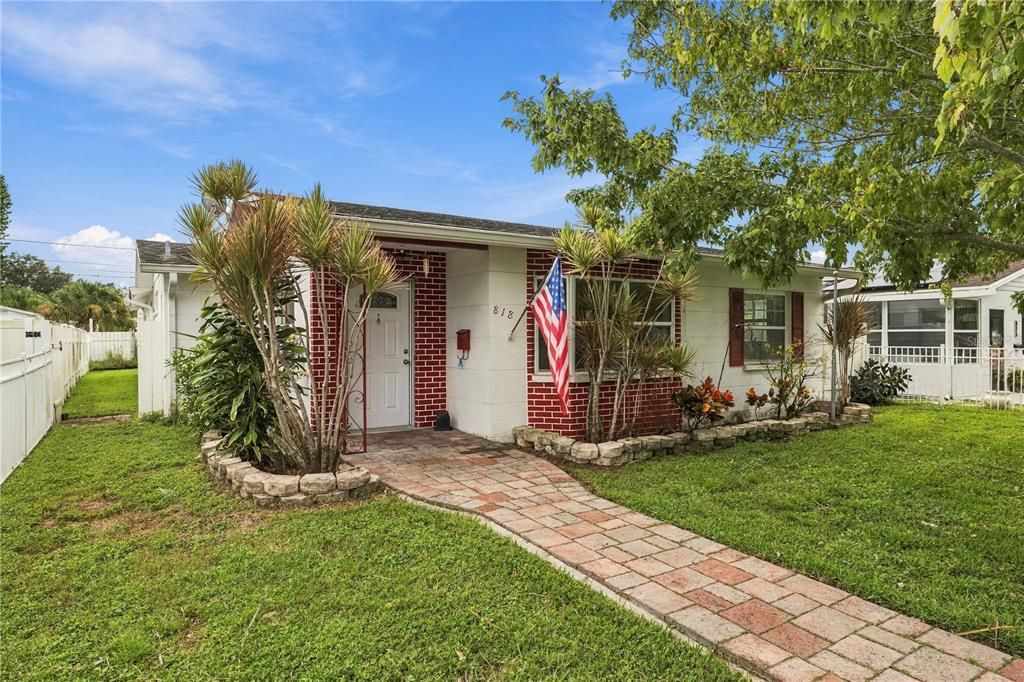 En Venta: $349,998 (3 camas, 2 baños, 1490 Pies cuadrados)