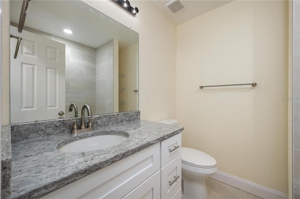 For Rent: $2,400 (4 beds, 2 baths, 2283 Square Feet)