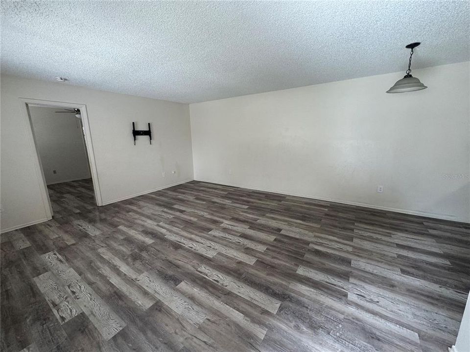 For Rent: $1,750 (2 beds, 2 baths, 918 Square Feet)